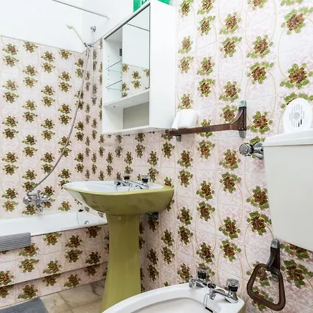 Flat On Center Apartment