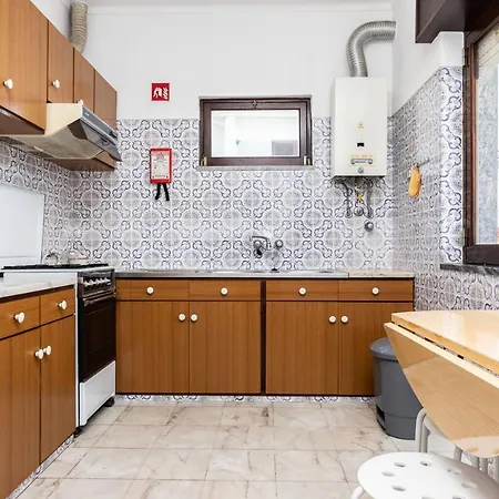 Apartment Flat On Center *