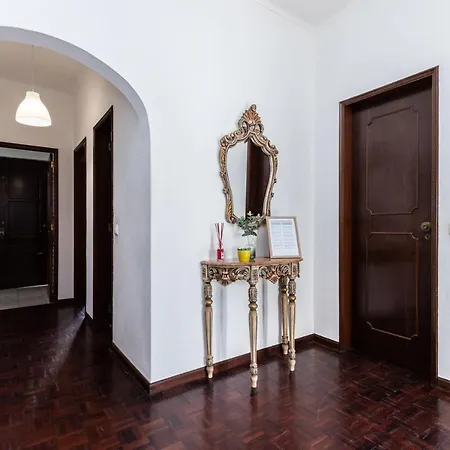 Apartment Flat On Center