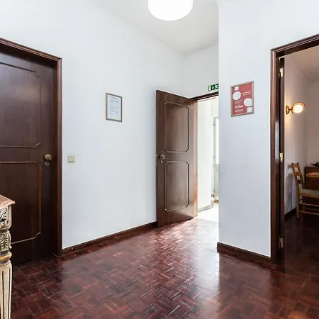 Flat On Center Apartment